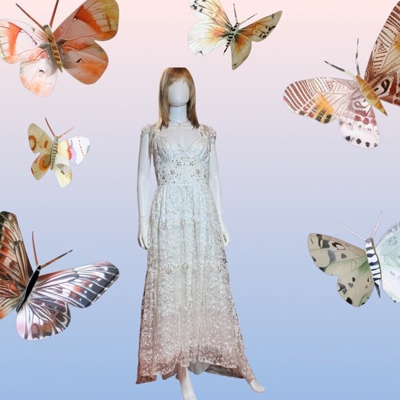 Bridal Gown - Picture 16 of 16